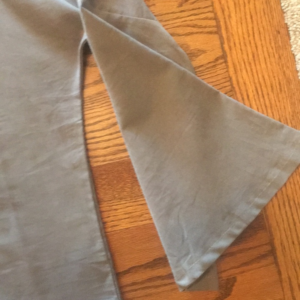 Gray top in soft corduroy type material, NWOT - Picture 7 of 8